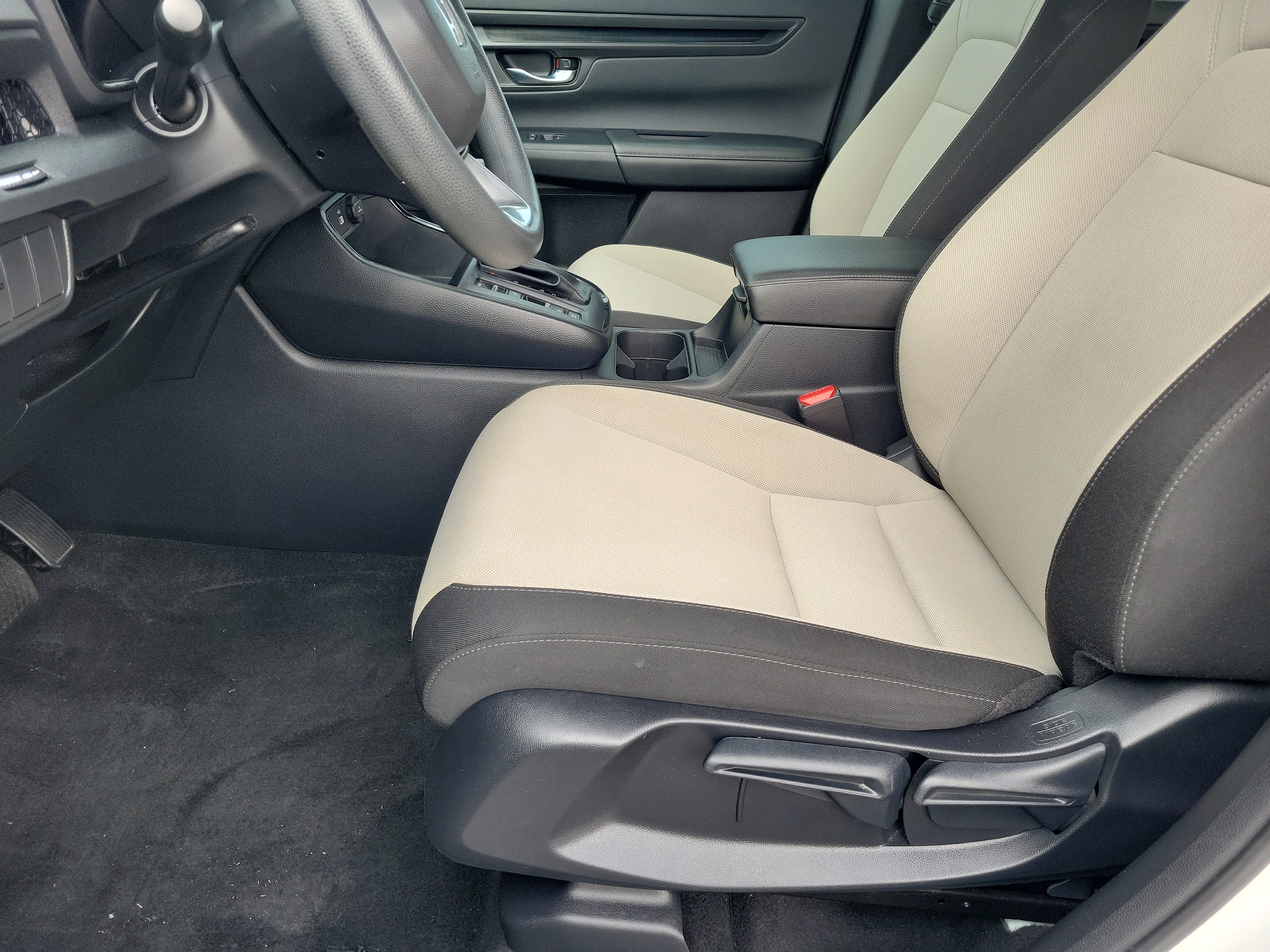 Used 2024 Honda CR-V LX image 20