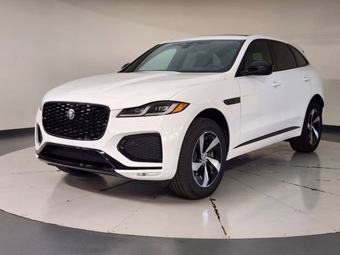 New 2026 Jaguar F-PACE R-Dynamic S image 1