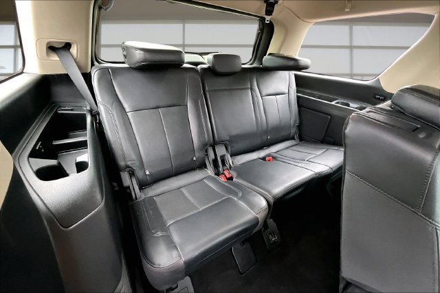 Used 2024 Ford Expedition XLT AWD/4WD image 27