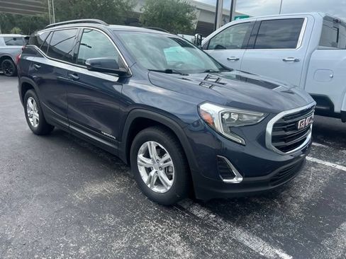 Used 2018 GMC Terrain SLE w/ Driver Convenience Package FWD image 1