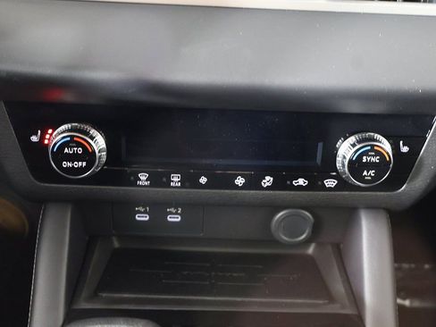 New 2026 Mitsubishi Outlander ES image 48