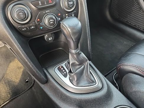 Used 2013 Dodge Dart GT image 16