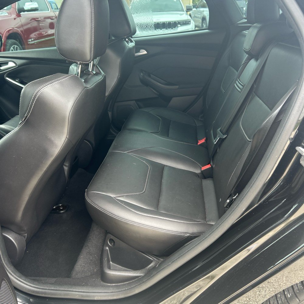 Used 2015 Ford Focus ST w/ Equipment Group 402A FWD image 11
