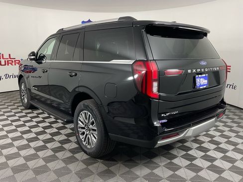 New 2026 Ford Expedition Platinum image 5