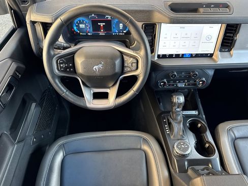 Certified 2025 Ford Bronco Outer Banks image 15