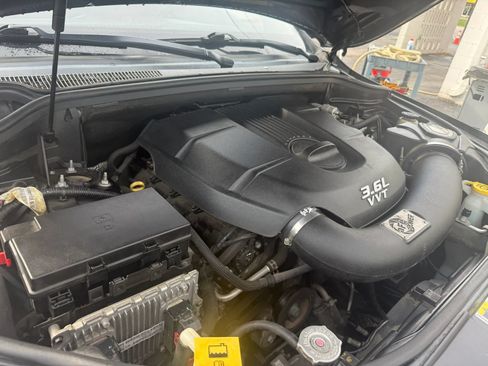Used 2014 Jeep Grand Cherokee Limited AWD/4WD image 25