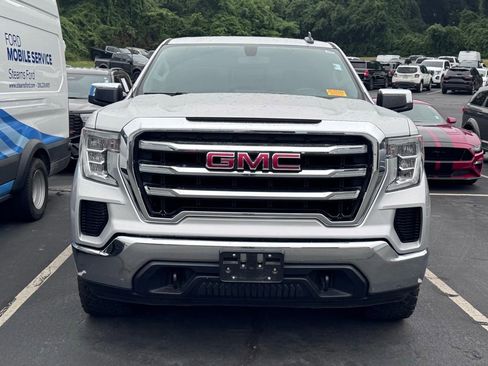 Used 2020 GMC Sierra 1500 SLE w/ SLE Value Package AWD/4WD image 3