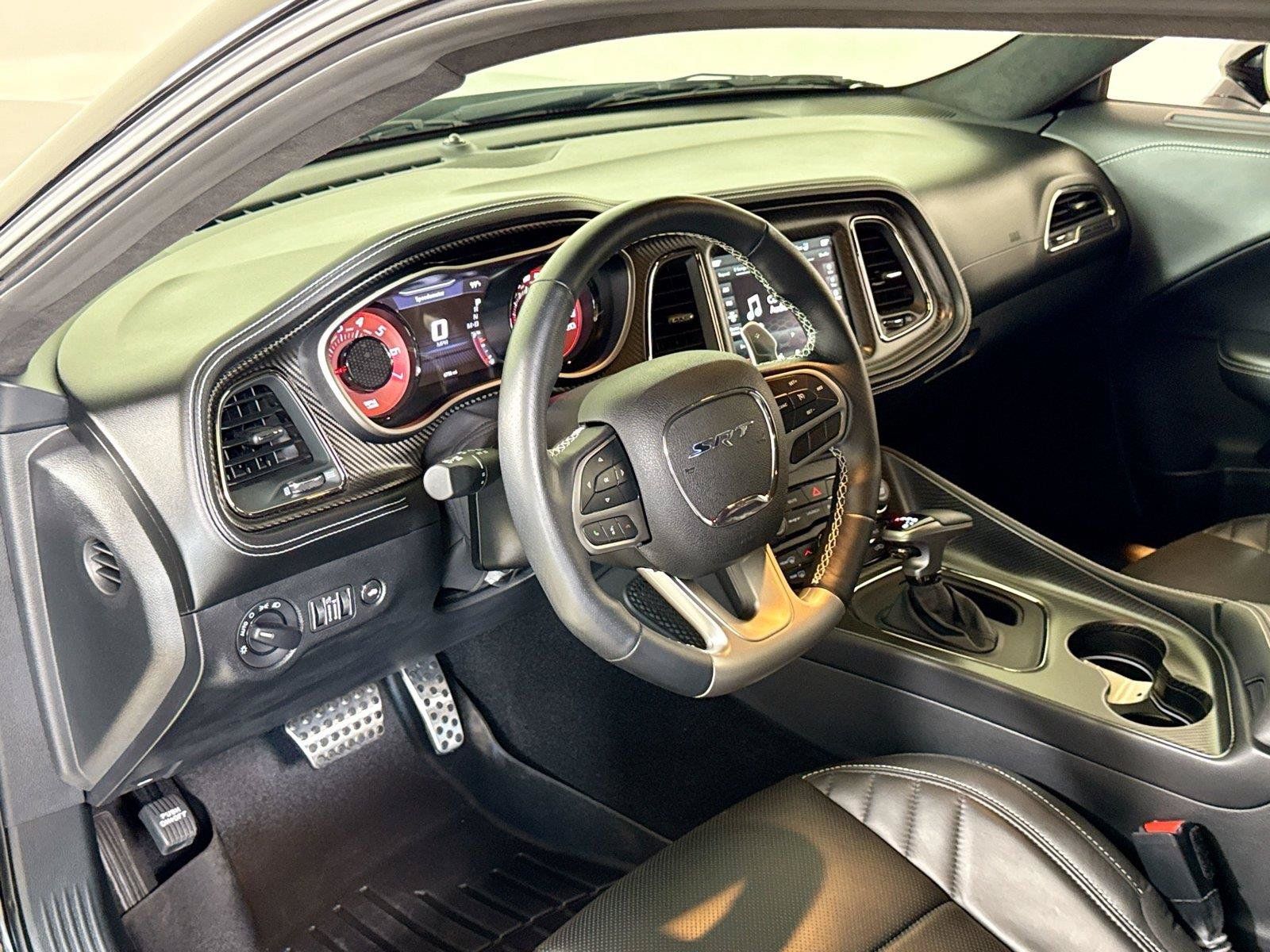 Used 2022 Dodge Challenger SRT Hellcat RWD image 13