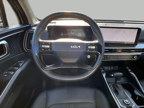 Certified 2026 Kia Sorento EX w/ EX Premium Package FWD image 6
