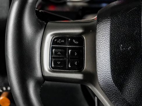Used 2014 RAM 3500 Laramie w/ Convenience Group AWD/4WD image 17