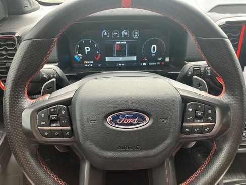 Used 2025 Ford Ranger Raptor AWD/4WD image 17
