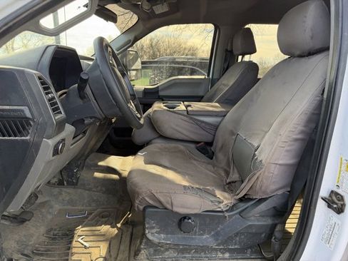 Used 2022 Ford F250 XL w/ Power Equipment Group image 10