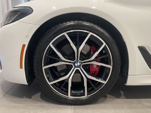 Certified 2023 BMW 530i xDrive w/ M Sport Package AWD/4WD image 7