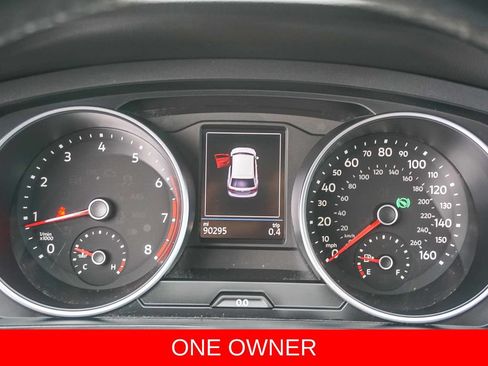 Used 2019 Volkswagen Tiguan SE w/ Panoramic Sunroof Package FWD image 21