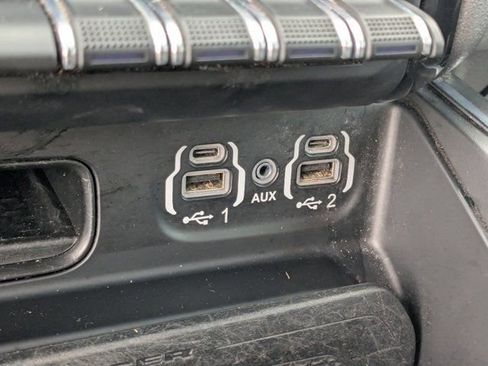 Used 2022 RAM 2500 Laramie AWD/4WD image 22