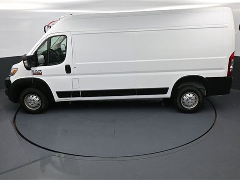 Used 2023 RAM ProMaster 2500 image 17