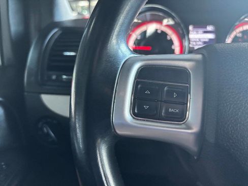 Used 2016 Dodge Grand Caravan R/T image 11