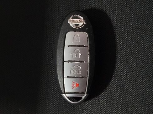 Used 2020 Nissan Versa S FWD image 32