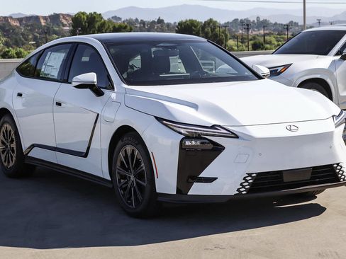 New 2026 Lexus ES 350e w/ Convenience Package FWD image 5