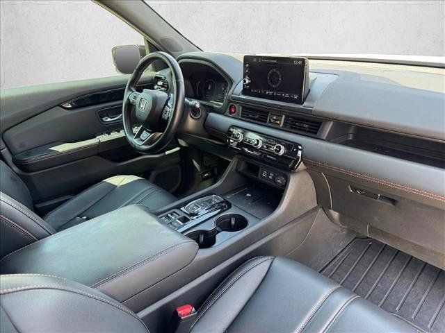 Used 2024 Honda Pilot TrailSport image 25