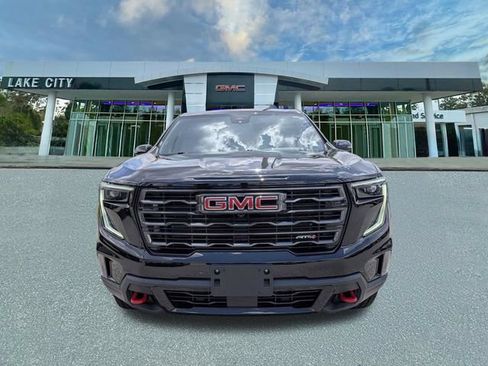 Used 2025 GMC Acadia AT4 AWD/4WD image 7