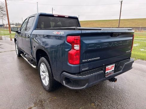 Used 2023 Chevrolet Silverado 1500 Custom image 10