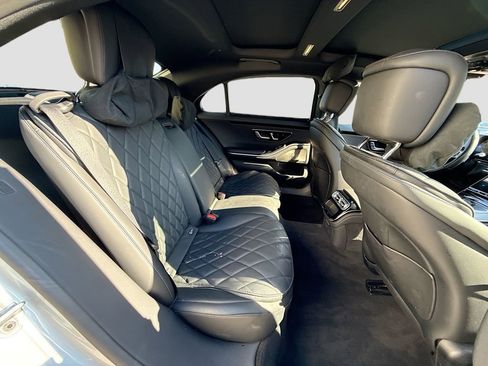 Used 2022 Mercedes-Benz S 580 4MATIC Sedan image 28