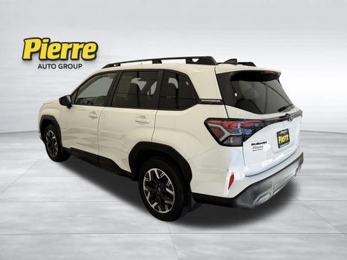 Used 2025 Subaru Forester Premium w/ Convenience Package #2 AWD/4WD image 2