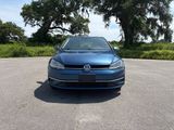 Used 2018 Volkswagen Golf S image 2