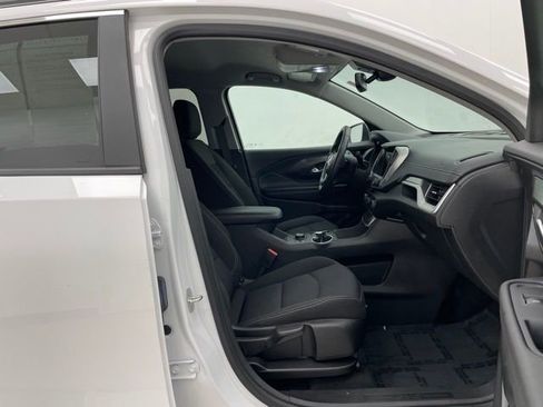 Certified 2022 GMC Terrain SLE w/ Driver Convenience Package image 14