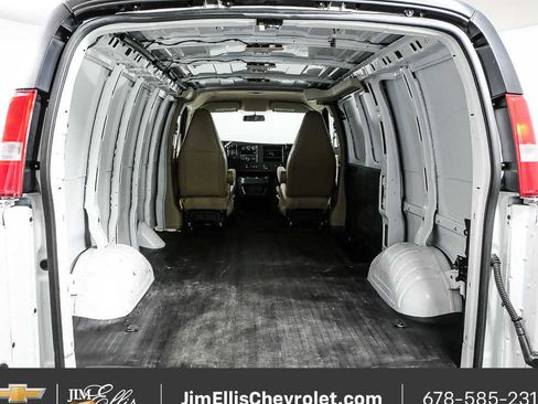 Certified 2025 Chevrolet Express 2500 w/ Driver Convenience Package RWD image 24