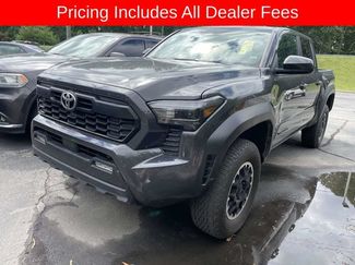 Used 2024 Toyota Tacoma TRD Off-Road AWD/4WD video 1