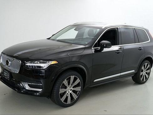Certified 2023 Volvo XC90 B6 Ultimate w/ Protection Package Premier AWD/4WD image 6