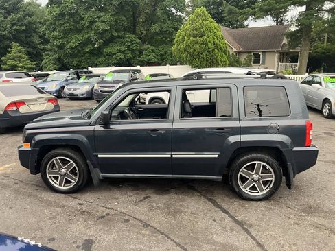 Used 2008 Jeep Patriot Limited AWD/4WD image 10