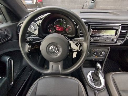 Used 2015 Volkswagen Beetle 1.8T image 54