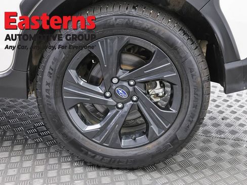 Used 2024 Subaru Crosstrek 2.0i AWD/4WD image 32