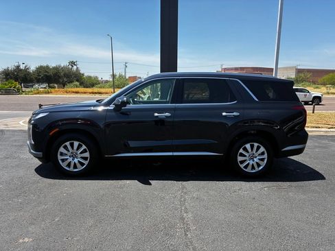 Certified 2025 Hyundai Palisade SEL FWD image 2