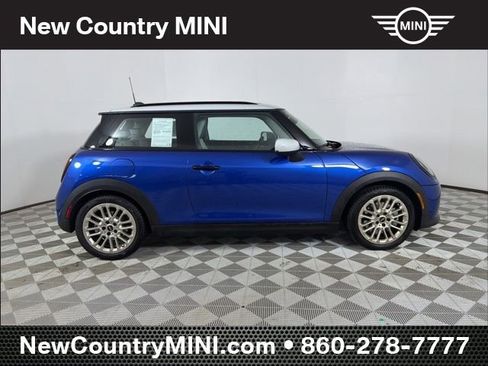 Certified 2025 MINI Cooper 2-Door Hardtop image 8