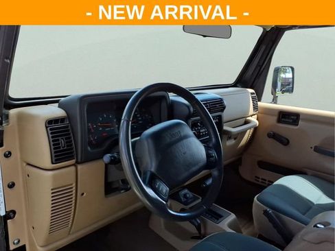 Used 2001 Jeep Wrangler Sahara AWD/4WD image 14