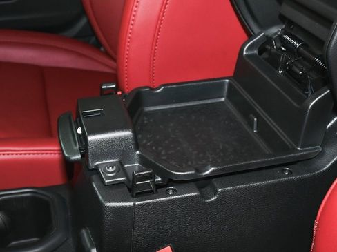 Used 2024 Jeep Wrangler Unlimited Rubicon 392 image 46