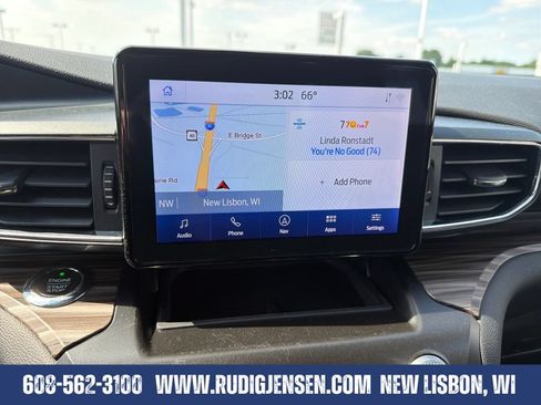 Used 2020 Ford Explorer Limited w/ Class III Trailer Tow Package AWD/4WD image 18