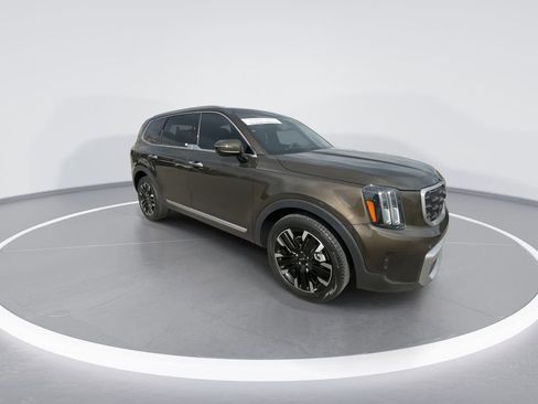 Used 2023 Kia Telluride SX FWD image 2