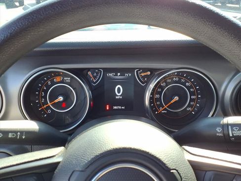 Used 2022 Jeep Wrangler Sport AWD/4WD image 11