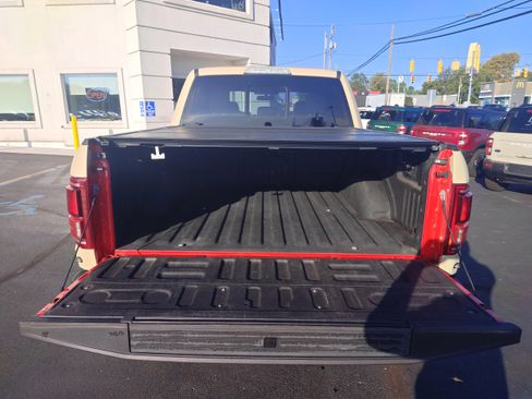 Used 2018 Ford F150 Raptor w/ Equipment Group 802A Luxury image 6