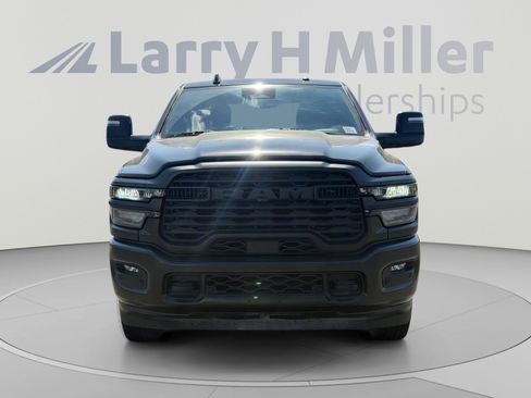 Certified 2025 RAM 2500 Tradesman AWD/4WD image 8