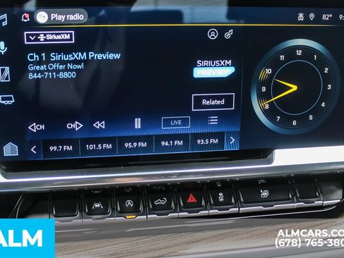 Used 2025 Chevrolet Silverado 1500 LT RWD image 34