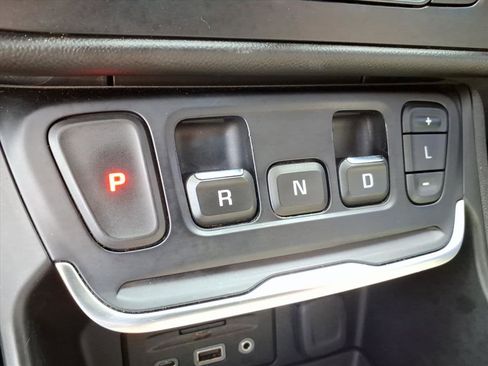 Used 2020 GMC Terrain Denali w/ Denali Premium Package FWD image 27