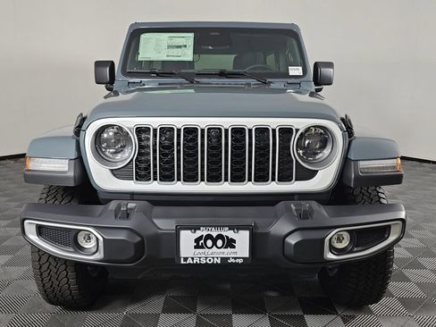 New 2026 Jeep Wrangler Unlimited Sahara w/ Whitecap Package AWD/4WD image 9