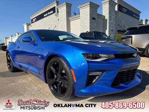 Used 2017 Chevrolet Camaro SS RWD image 1