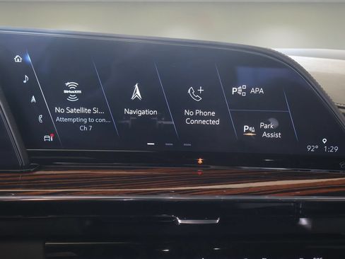 Used 2021 Cadillac Escalade Premium Luxury RWD image 22